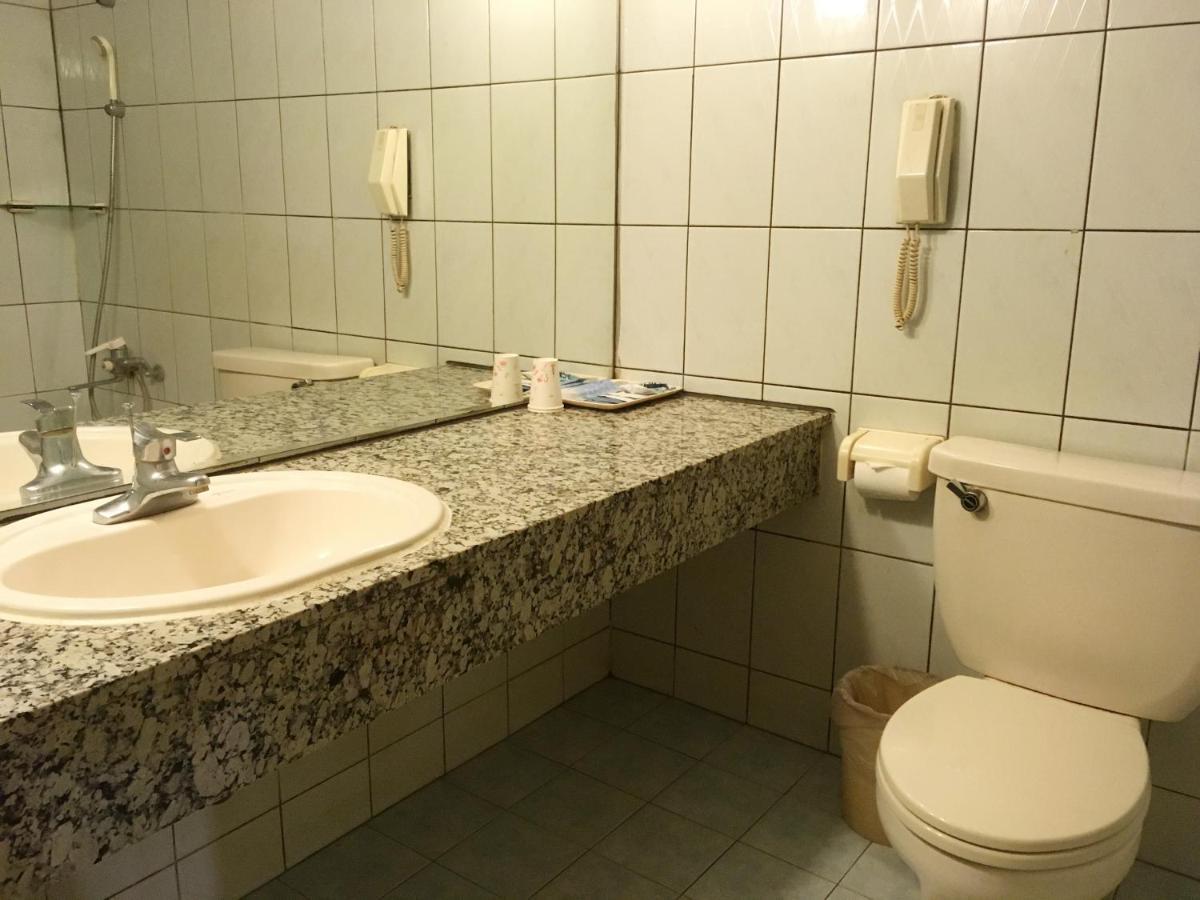 文南哥爸妻夫飯店 Hotel Tainan Eksteriør billede
